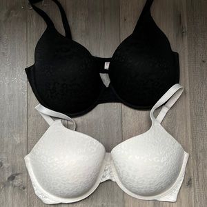 PINK VS lightly padded bras SET OF 2!